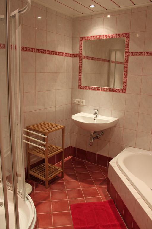Untersteinhof Apartman Forstau  Szoba fotó